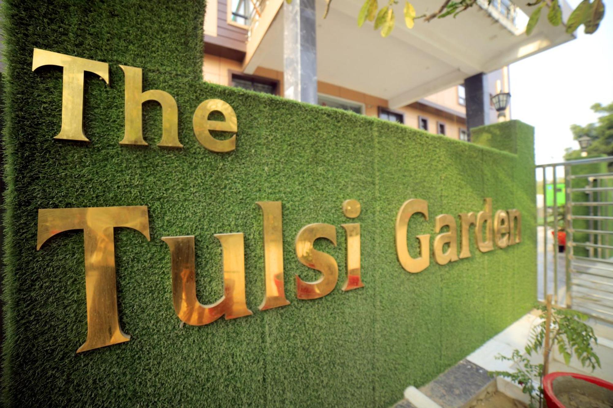 The Tulsi Garden Vrindavan Near Omaxe City ภายนอก รูปภาพ