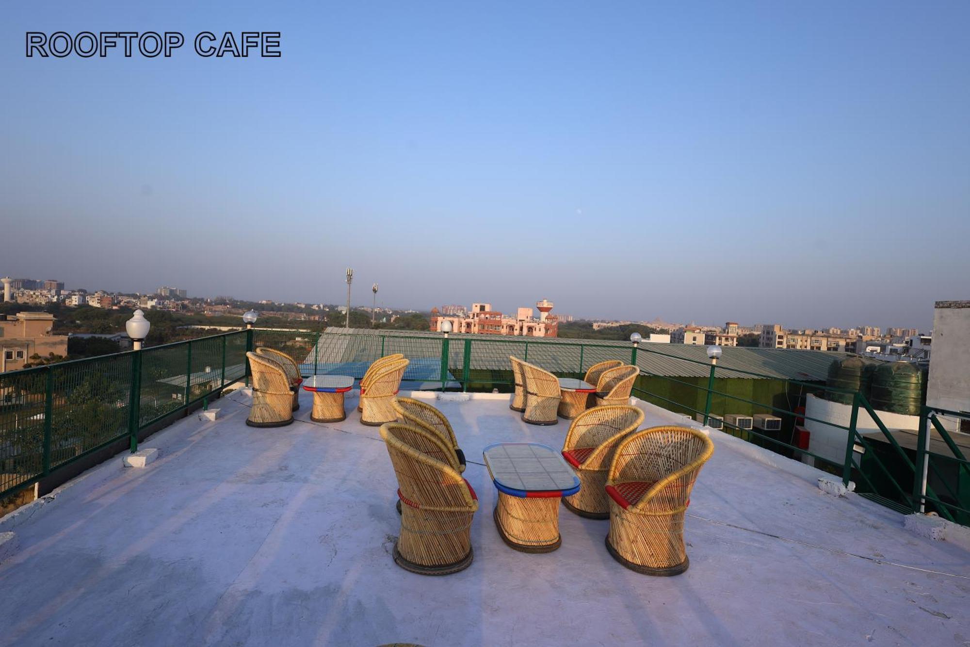 The Tulsi Garden Vrindavan Near Omaxe City ภายนอก รูปภาพ
